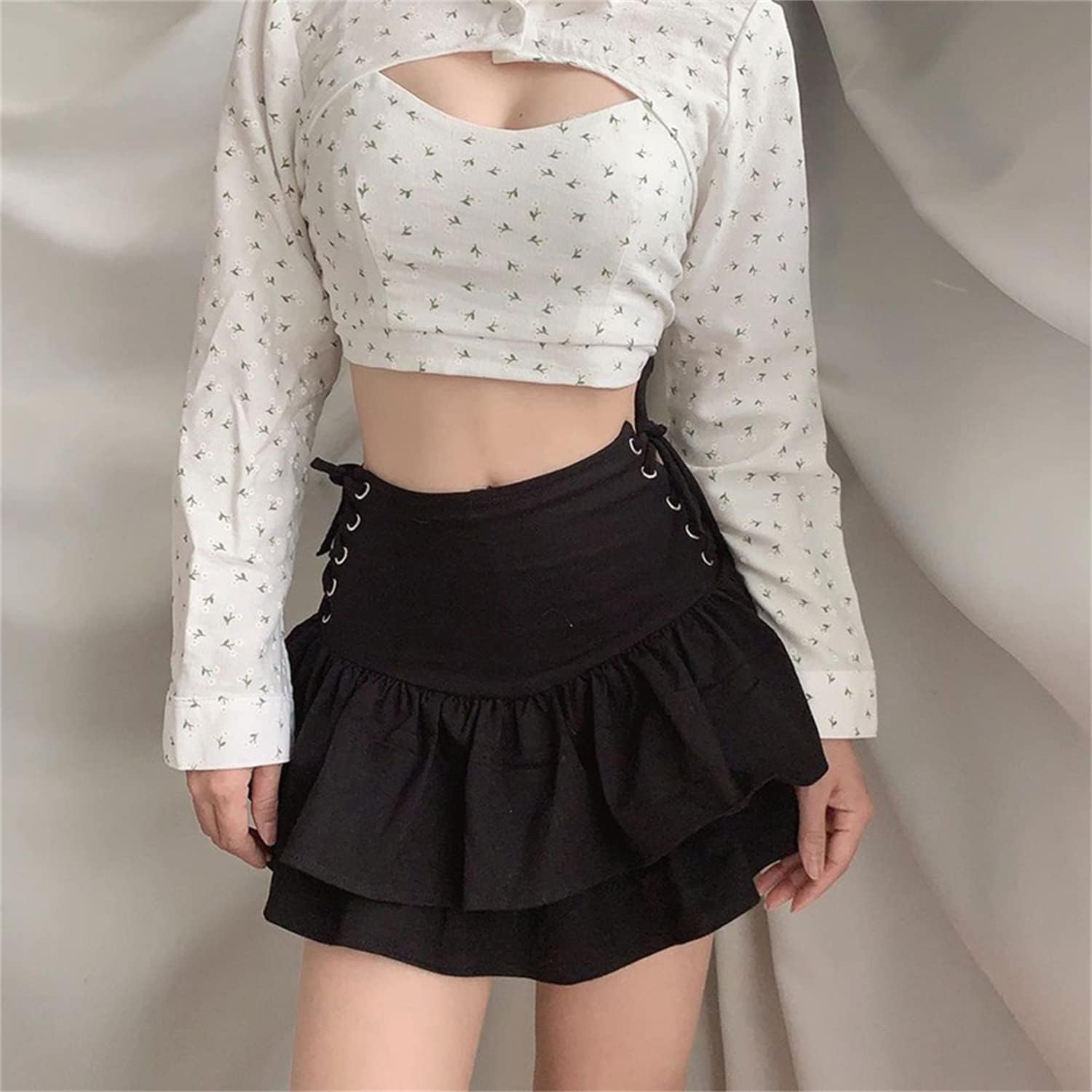 Dlynmoo Women Goth Black Pleated Mini Skirt with Chain High Waisted Tennis Skirt - Image 6